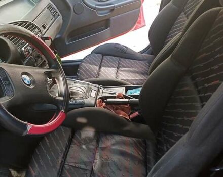 Красный БМВ 3 Серия, объемом двигателя 1.6 л и пробегом 450 тыс. км за 2500 $, фото 1 на Automoto.ua