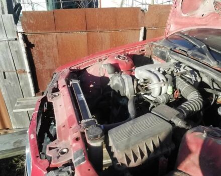 Красный БМВ 3 Серия, объемом двигателя 1.6 л и пробегом 250 тыс. км за 1542 $, фото 8 на Automoto.ua