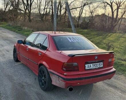 Красный БМВ 3 Серия, объемом двигателя 1.6 л и пробегом 250 тыс. км за 1100 $, фото 5 на Automoto.ua