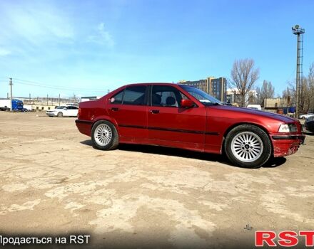 Красный БМВ 3 Серия, объемом двигателя 1.8 л и пробегом 0 тыс. км за 2800 $, фото 4 на Automoto.ua