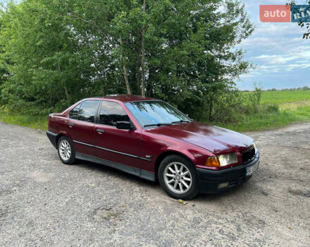 Красный БМВ 3 Серия, объемом двигателя 2.5 л и пробегом 400 тыс. км за 2600 $, фото 3 на Automoto.ua