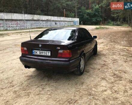 Червоний БМВ 3 Серія, об'ємом двигуна 2.01 л та пробігом 333 тис. км за 2200 $, фото 9 на Automoto.ua