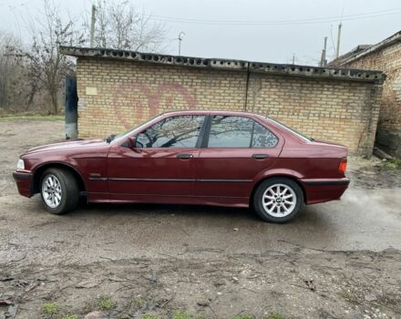 Червоний БМВ 3 Серія, об'ємом двигуна 1.6 л та пробігом 322 тис. км за 1650 $, фото 1 на Automoto.ua