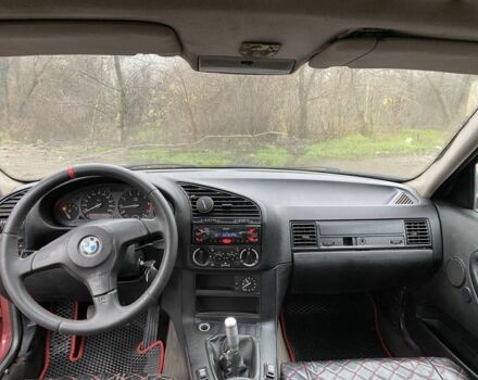 Червоний БМВ 3 Серія, об'ємом двигуна 1.6 л та пробігом 322 тис. км за 1650 $, фото 12 на Automoto.ua