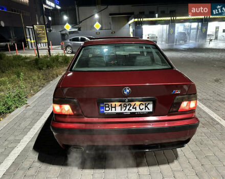Красный БМВ 3 Серия, объемом двигателя 2.5 л и пробегом 416 тыс. км за 3999 $, фото 7 на Automoto.ua