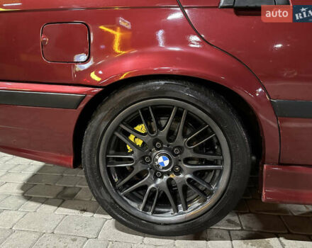 Красный БМВ 3 Серия, объемом двигателя 2.5 л и пробегом 416 тыс. км за 3999 $, фото 13 на Automoto.ua