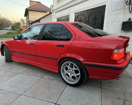 Красный БМВ 3 Серия, объемом двигателя 2 л и пробегом 200 тыс. км за 3600 $, фото 7 на Automoto.ua