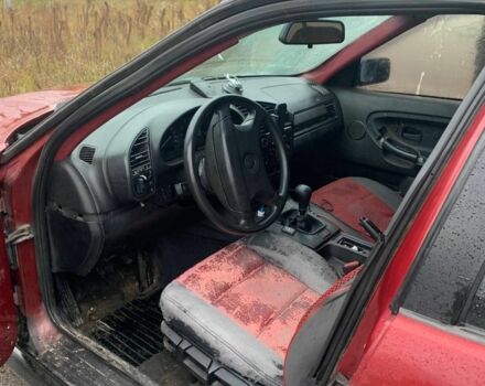 Красный БМВ 3 Серия, объемом двигателя 0 л и пробегом 360 тыс. км за 1660 $, фото 3 на Automoto.ua