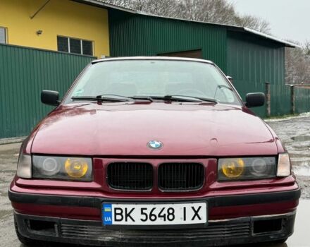 Красный БМВ 3 Серия, объемом двигателя 1.8 л и пробегом 500 тыс. км за 2250 $, фото 6 на Automoto.ua