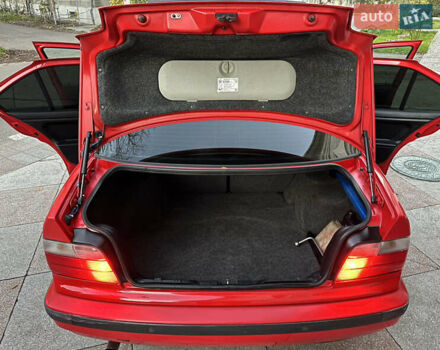 Червоний БМВ 3 Серія, об'ємом двигуна 2 л та пробігом 400 тис. км за 3600 $, фото 32 на Automoto.ua