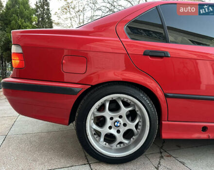 Червоний БМВ 3 Серія, об'ємом двигуна 2 л та пробігом 400 тис. км за 3600 $, фото 12 на Automoto.ua