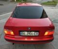 Красный БМВ 3 Серия, объемом двигателя 2 л и пробегом 200 тыс. км за 3600 $, фото 5 на Automoto.ua
