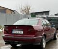 Красный БМВ 3 Серия, объемом двигателя 1.8 л и пробегом 500 тыс. км за 2250 $, фото 3 на Automoto.ua