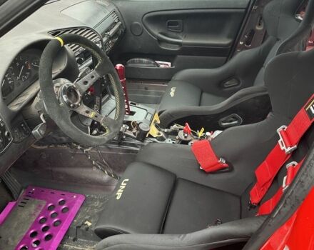 Красный БМВ 3 Серия, объемом двигателя 2 л и пробегом 1000 тыс. км за 6800 $, фото 3 на Automoto.ua