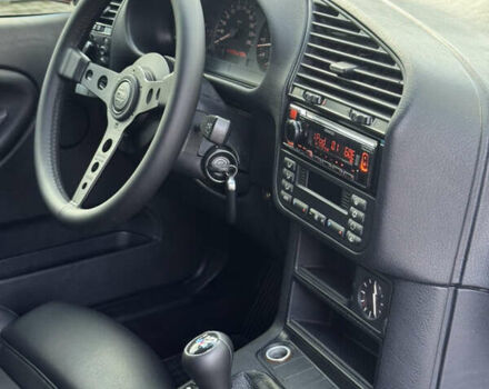 Красный БМВ 3 Серия, объемом двигателя 2 л и пробегом 1 тыс. км за 5900 $, фото 15 на Automoto.ua