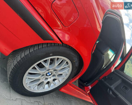 Красный БМВ 3 Серия, объемом двигателя 2 л и пробегом 1 тыс. км за 5900 $, фото 12 на Automoto.ua