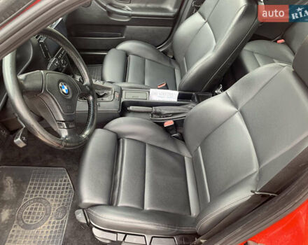 Червоний БМВ 3 Серія, об'ємом двигуна 2 л та пробігом 917 тис. км за 4665 $, фото 14 на Automoto.ua