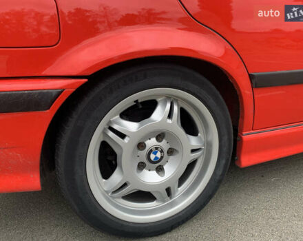 Червоний БМВ 3 Серія, об'ємом двигуна 2 л та пробігом 917 тис. км за 4665 $, фото 6 на Automoto.ua