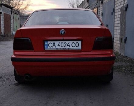 Красный БМВ 3 Серия, объемом двигателя 1.6 л и пробегом 50 тыс. км за 4500 $, фото 3 на Automoto.ua