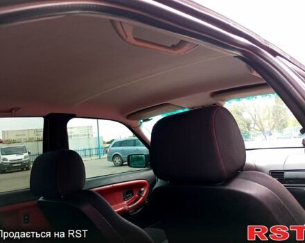 Красный БМВ 3 Серия, объемом двигателя 2 л и пробегом 350 тыс. км за 3400 $, фото 9 на Automoto.ua