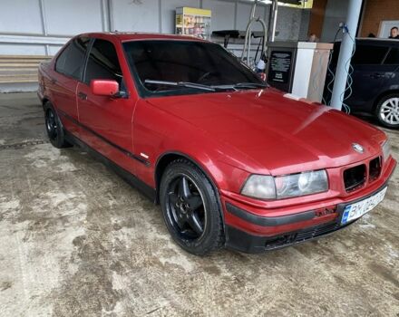 Червоний БМВ 3 Серія, об'ємом двигуна 1.6 л та пробігом 115 тис. км за 2400 $, фото 1 на Automoto.ua