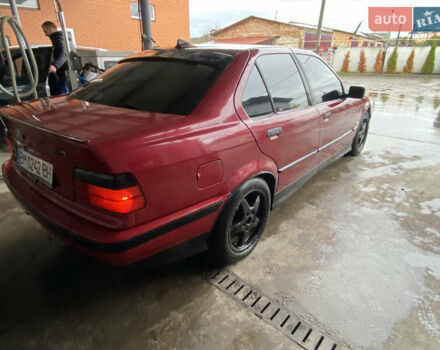 Червоний БМВ 3 Серія, об'ємом двигуна 1.6 л та пробігом 115 тис. км за 2400 $, фото 9 на Automoto.ua