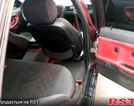 Красный БМВ 3 Серия, объемом двигателя 2 л и пробегом 350 тыс. км за 3400 $, фото 4 на Automoto.ua