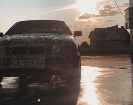 Червоний БМВ 3 Серія, об'ємом двигуна 1.6 л та пробігом 215 тис. км за 2500 $, фото 3 на Automoto.ua