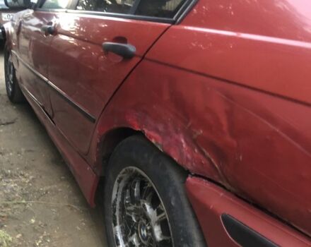 Червоний БМВ 3 Серія, об'ємом двигуна 2 л та пробігом 38 тис. км за 1300 $, фото 4 на Automoto.ua