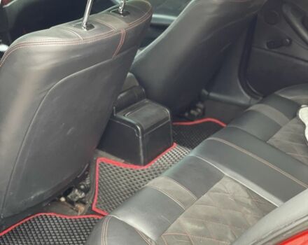 Красный БМВ 3 Серия, объемом двигателя 1.8 л и пробегом 333 тыс. км за 3555 $, фото 7 на Automoto.ua