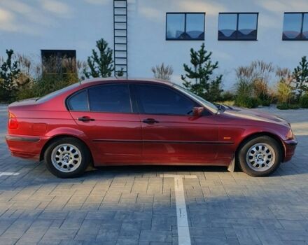 Красный БМВ 3 Серия, объемом двигателя 1.9 л и пробегом 300 тыс. км за 3000 $, фото 7 на Automoto.ua