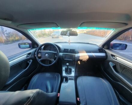 Красный БМВ 3 Серия, объемом двигателя 1.9 л и пробегом 300 тыс. км за 3000 $, фото 11 на Automoto.ua
