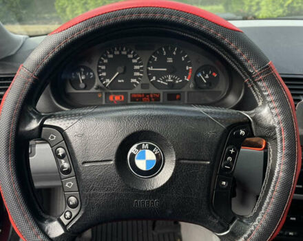 Красный БМВ 3 Серия, объемом двигателя 2.2 л и пробегом 282 тыс. км за 4900 $, фото 26 на Automoto.ua