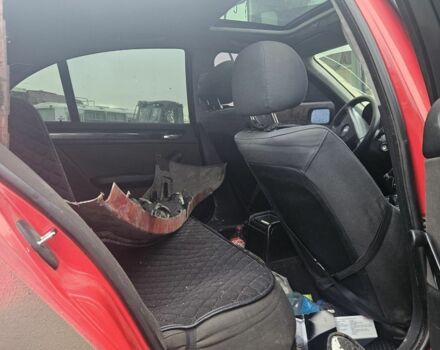 Красный БМВ 3 Серия, объемом двигателя 1.8 л и пробегом 400 тыс. км за 899 $, фото 5 на Automoto.ua