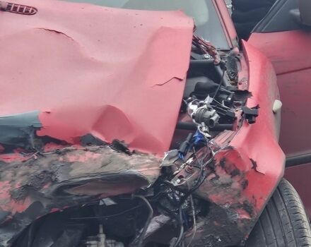 Красный БМВ 3 Серия, объемом двигателя 1.8 л и пробегом 400 тыс. км за 899 $, фото 15 на Automoto.ua