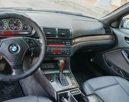 Красный БМВ 3 Серия, объемом двигателя 1.8 л и пробегом 245 тыс. км за 4999 $, фото 7 на Automoto.ua