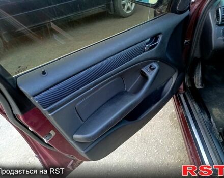 Червоний БМВ 3 Серія, об'ємом двигуна 1.8 л та пробігом 150 тис. км за 3400 $, фото 10 на Automoto.ua