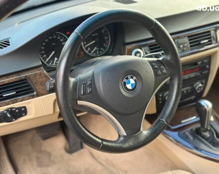 Красный БМВ 3 Серия, объемом двигателя 2 л и пробегом 93 тыс. км за 8940 $, фото 15 на Automoto.ua