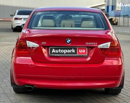 Красный БМВ 3 Серия, объемом двигателя 2 л и пробегом 93 тыс. км за 8940 $, фото 5 на Automoto.ua