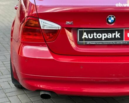 Красный БМВ 3 Серия, объемом двигателя 2 л и пробегом 93 тыс. км за 8940 $, фото 7 на Automoto.ua