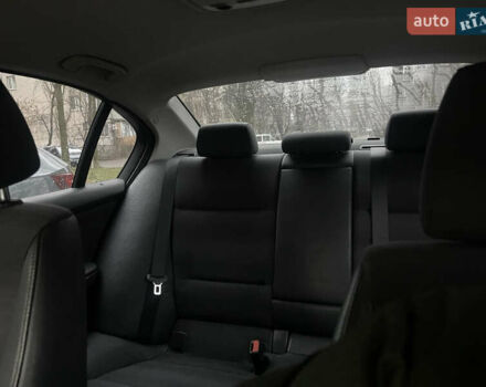 Красный БМВ 3 Серия, объемом двигателя 2 л и пробегом 165 тыс. км за 9200 $, фото 13 на Automoto.ua