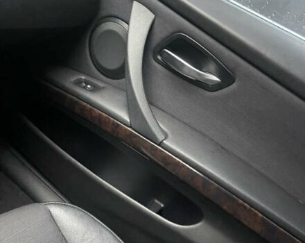 Красный БМВ 3 Серия, объемом двигателя 2 л и пробегом 165 тыс. км за 9200 $, фото 14 на Automoto.ua