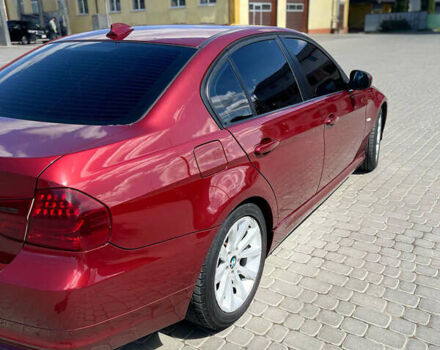 Красный БМВ 3 Серия, объемом двигателя 3 л и пробегом 159 тыс. км за 10500 $, фото 4 на Automoto.ua