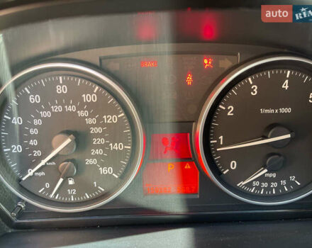 Красный БМВ 3 Серия, объемом двигателя 3 л и пробегом 159 тыс. км за 10500 $, фото 10 на Automoto.ua