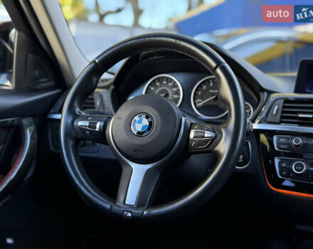 БМВ 3 Серія 2012 у Одесі на Automoto.ua Червоний БМВ 3 Серія, об'ємом двигуна 2.98 л та пробігом 154 тис. км за 17900 $, фото 51 на Automoto.ua