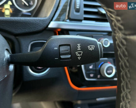 БМВ 3 Серія 2012 у Одесі на Automoto.ua Червоний БМВ 3 Серія, об'ємом двигуна 2.98 л та пробігом 154 тис. км за 17900 $, фото 63 на Automoto.ua