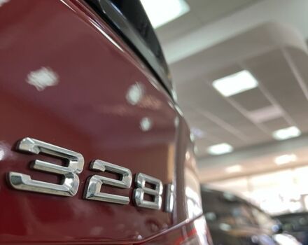 Красный БМВ 3 Серия, объемом двигателя 2 л и пробегом 217 тыс. км за 14300 $, фото 6 на Automoto.ua