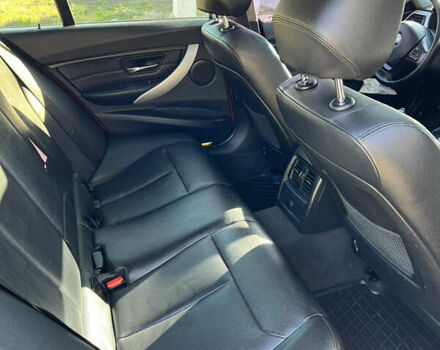 Красный БМВ 3 Серия, объемом двигателя 2 л и пробегом 240 тыс. км за 14999 $, фото 18 на Automoto.ua