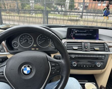 Красный БМВ 3 Серия, объемом двигателя 2 л и пробегом 246 тыс. км за 8800 $, фото 5 на Automoto.ua