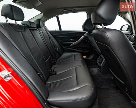 Красный БМВ 3 Серия, объемом двигателя 2 л и пробегом 124 тыс. км за 14705 $, фото 19 на Automoto.ua